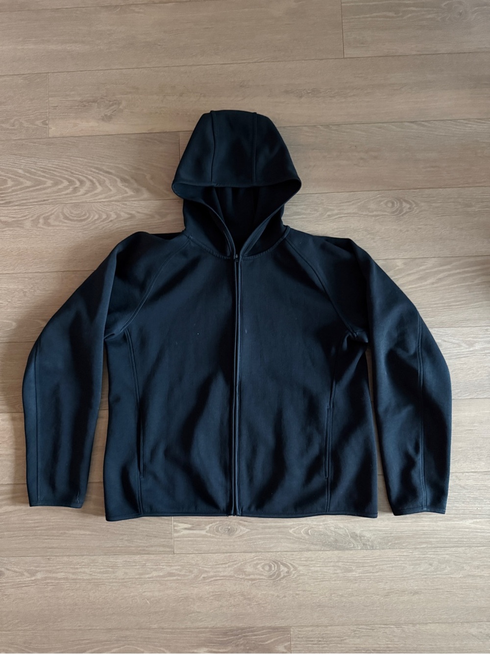 Uniqlo Women’s Black Performance Zip Hoodie - XL